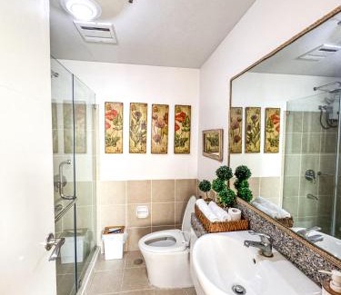 A. Bonifacio Apartamento | Spacious 1BR with Sunset view at The Celandine