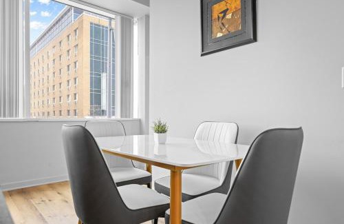 Downtown Cleveland Apartamento | Spacious 2 BD Apt l Downtown Cleveland l Free Parking