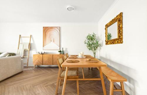 Avalon Beach Apartamento | Spacious 2-Bed 2-Bath Moments from Avalon Beach