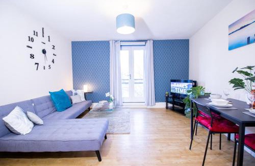 Milton Keynes Apartamento | SPACIOUS 2 bed 2 bathroom Apartment with parking! CONTRACTORS & BUSINESS stays Managed by Chique Properties Ltd