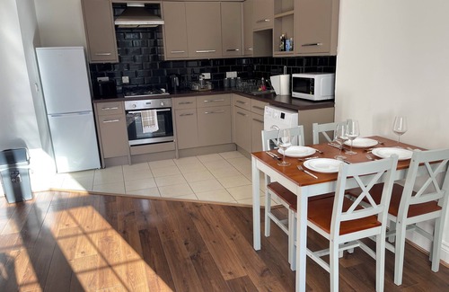 Eastbourne City Centre Apartamento | Spacious 2-bed Apartment With Free Parking