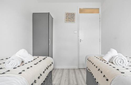 Selhurst Apartamento | Spacious 2 Bed Flat Croydon Parking