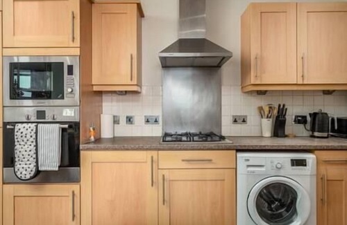 Watford Apartamento | Spacious 2 Bed Flat | Free Parking, 15 min to Warner Bros, Nearby Supermarket,
