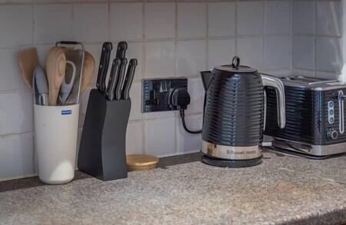 Watford Apartamento | Spacious 2 Bed Flat | Free Parking, 15 min to Warner Bros, Nearby Supermarket,