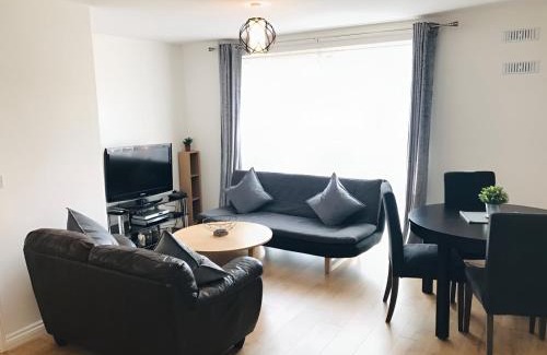 Cambridge Apartamento | Spacious 2-Bed Flat in CB2