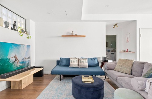 Homebush Apartamento | Spacious 2-Bed: Rooftop Views, Near Olympic Park
