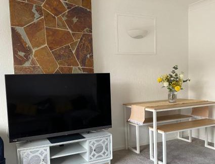 Ruddington Apartamento | Spacious 2 Bed Village Flat sleeps 4/6