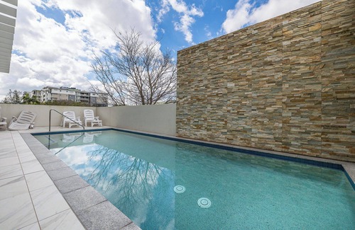 Woolloongabba Apartamento | Spacious 2 bedroom Apartment Near PA Hospital