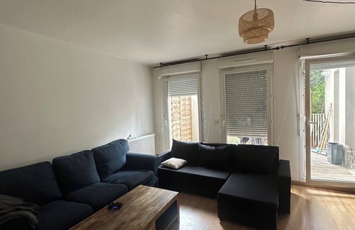 Gennevilliers Apartamento | Spacious 2-Bedroom Apartment Near Olympic Venues in Paris