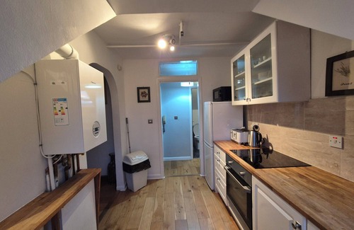 Catford Apartamento | Spacious 2 bedroom 2nd floor apartment, perfect for family or groups of friends