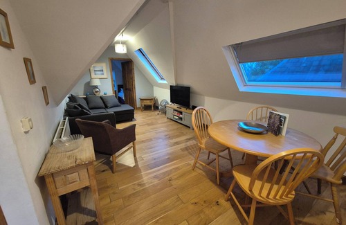 Catford Apartamento | Spacious 2 bedroom 2nd floor apartment, perfect for family or groups of friends