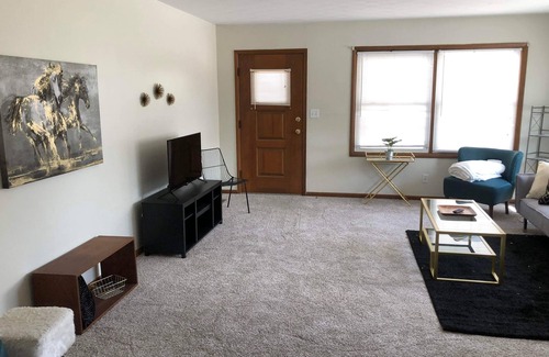 Pittsboro Casa | Spacious 2-Bedroom Apartment - Close To It All!