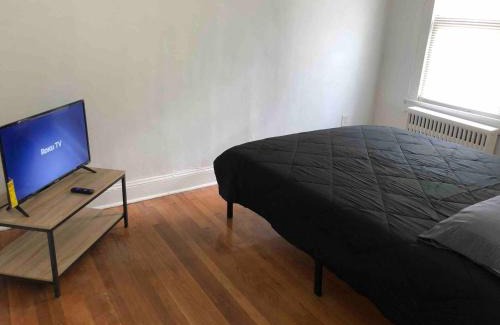 Paterson Apartamento | Spacious 2 bedroom apartment with 1 bathroom and private street entrance