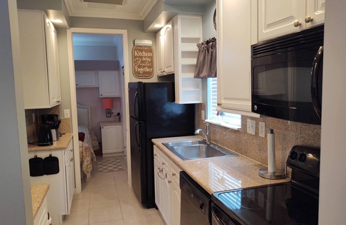 Kissimmee Casa | SPACIOUS 1 BEDROOM HOUSE IN DISNEY AREA 5 STAR RATED MILL CREEK GOLF CART RESORT