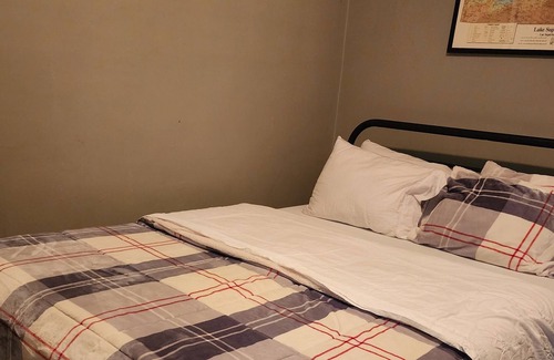 Mexicantown - Southwest Detroit Casa | Spacious 2 Bedroom, Renovated and Newly Furnished