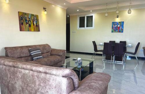 Msasani Apartamento | Spacious 2 Bedroom Ocean View Apartment