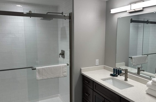 Canandaigua Condominio | Spacious 2 bedroom on Canandaigua Lake