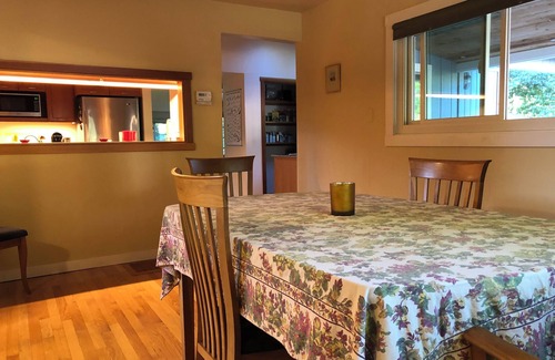 Forestville Casa | Spacious 2-bedroom wine country home with lovely outdoor spaces.