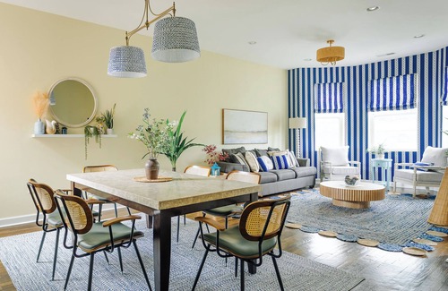 Uptown Apartamento | ❤️ ¡Apartamento luminoso para grupos grandes! ¡Estacionamiento gratis!