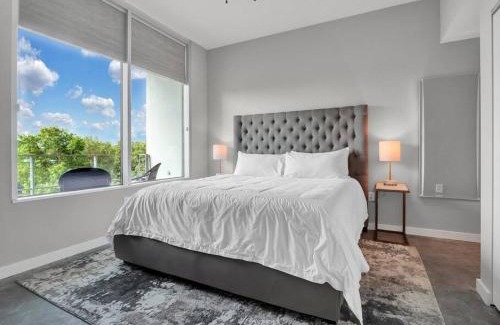 South Eola Apartamento | Spacious 2BD 2BTH Luxury Condo