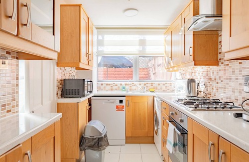 Canonbury Apartamento | Spacious 2BD Home, 4 Min to Canonbury Station