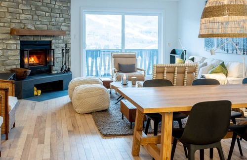 Mont-Tremblant Condominio | Spacious 2BDR with Mountain View 414