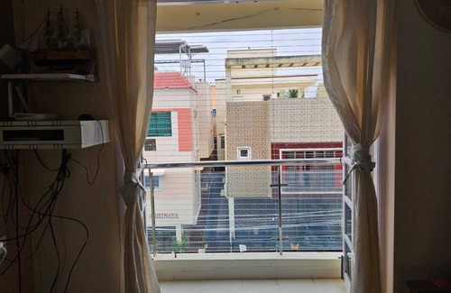 Chennai Apartamento | Spacious 2BHK apartment in Chennai, near Airport, Chennai Trade Center, DLF