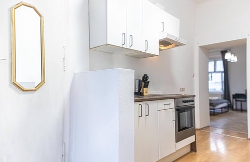 Neulerchenfeld Apartamento | Spacious 2BR Apt. @ Wiener Stadthalle/Well Located