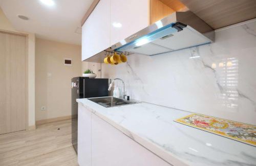 Java Apartamento | Spacious 2BR Combined Tokyo Riverside PIK 2 Apartment By Travelio