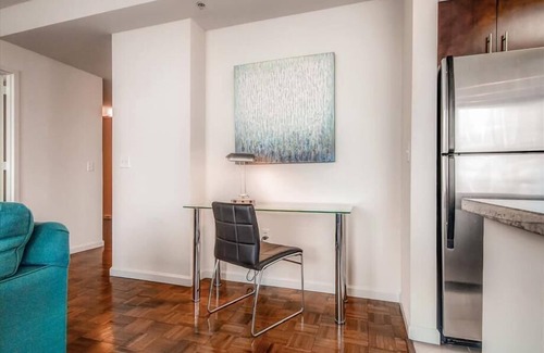 Hudson Exchange Apartamento | Spacious 2BR | Fully Equipped Gym | Near PATH by GLS