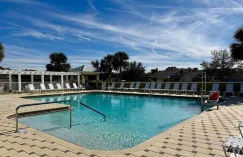 Sumter County Casa | Spacious 2BR in The Villages With Golf Cart and King Bed