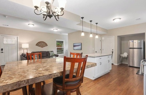 Southmoreland Casa | Spacious 3 Bd Home w/ Fully Equipped Kitchen! 43
