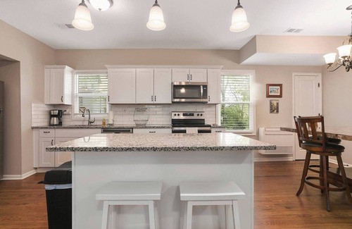 Southmoreland Casa | Spacious 3 Bd Home w/ Fully Equipped Kitchen! 43
