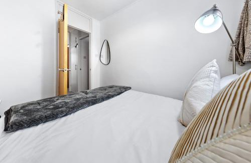 Haggerston Apartamento | Spacious 3-Bed Apt near Shoreditch with Parking