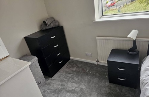 Barrow Gurney Casa | Spacious 3-Bed Contractor-Friendly Home – Bristol