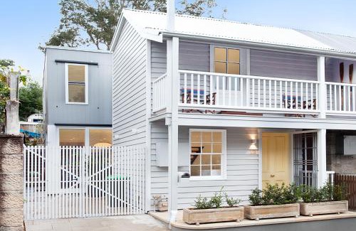 Balmain Casa | Spacious 3-Bed Family House with Courtyard