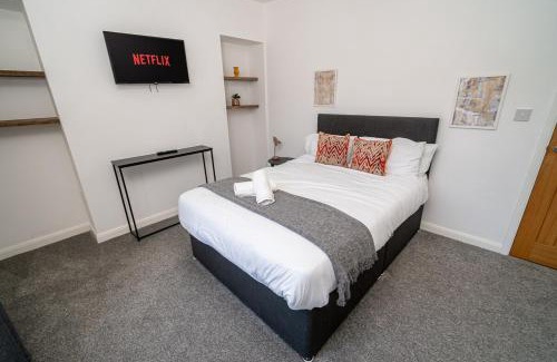 Castle Apartamento | Spacious 3 Bed Home in the heart of Swansea