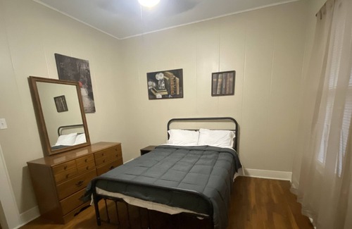 Paris Casa | Spacious 3 Bed Room Centrally Located