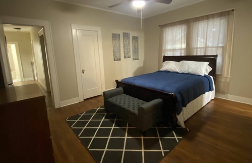Paris Casa | Spacious 3 Bed Room Centrally Located