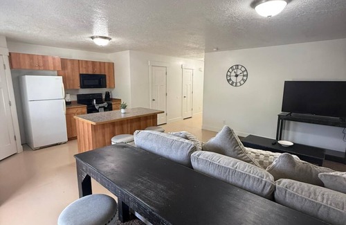 Roosevelt Casa | Spacious 3-Bed Townhome in Roosevelt, UT – Ideal for Outdoor Adventurers