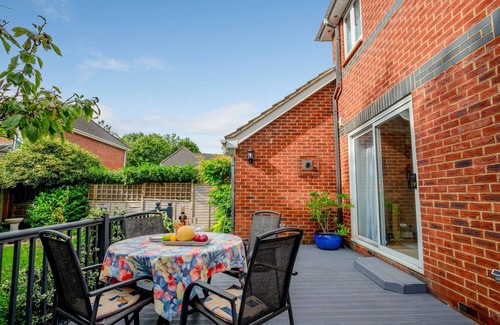 Worcester Casa | Spacious 3 Bedroom Home with Parking