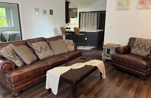 Central Oakland Park Apartamento | Spacious 3-bedroom with AC and WiFi in brilliant Fort Lauderdale
