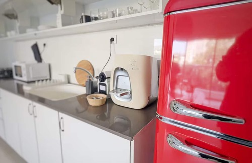 Ramat Gan Apartamento | Spacious 3-bedroom apartment with WiFi, AC in marvelous Ramat Gan