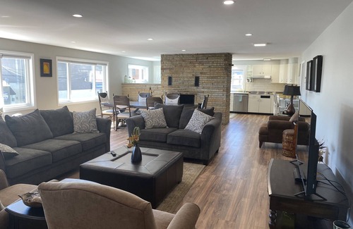 Alpena Apartamento | spacious 3 bedroom apartment in the heart of downtown Alpena