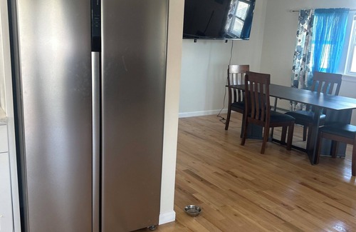 Queens Apartamento | Spacious 3-bedroom apartment in welcoming Queens with AC