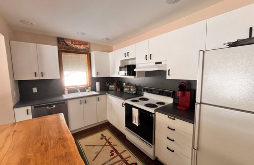 North Troy Condominio | Spacious 3-bedroom condo in Jay