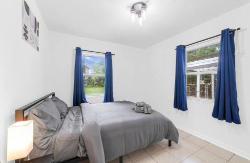 Riverside Casa | Spacious 3 Bedroom home in Riverside