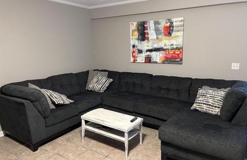Pearl Casa | Spacious 3 bedroom home near Amphitheater/Baseball/shopping and much more