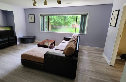 Gibsons Casa | Spacious 3 bedroom house