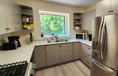 Gibsons Casa | Spacious 3 bedroom house